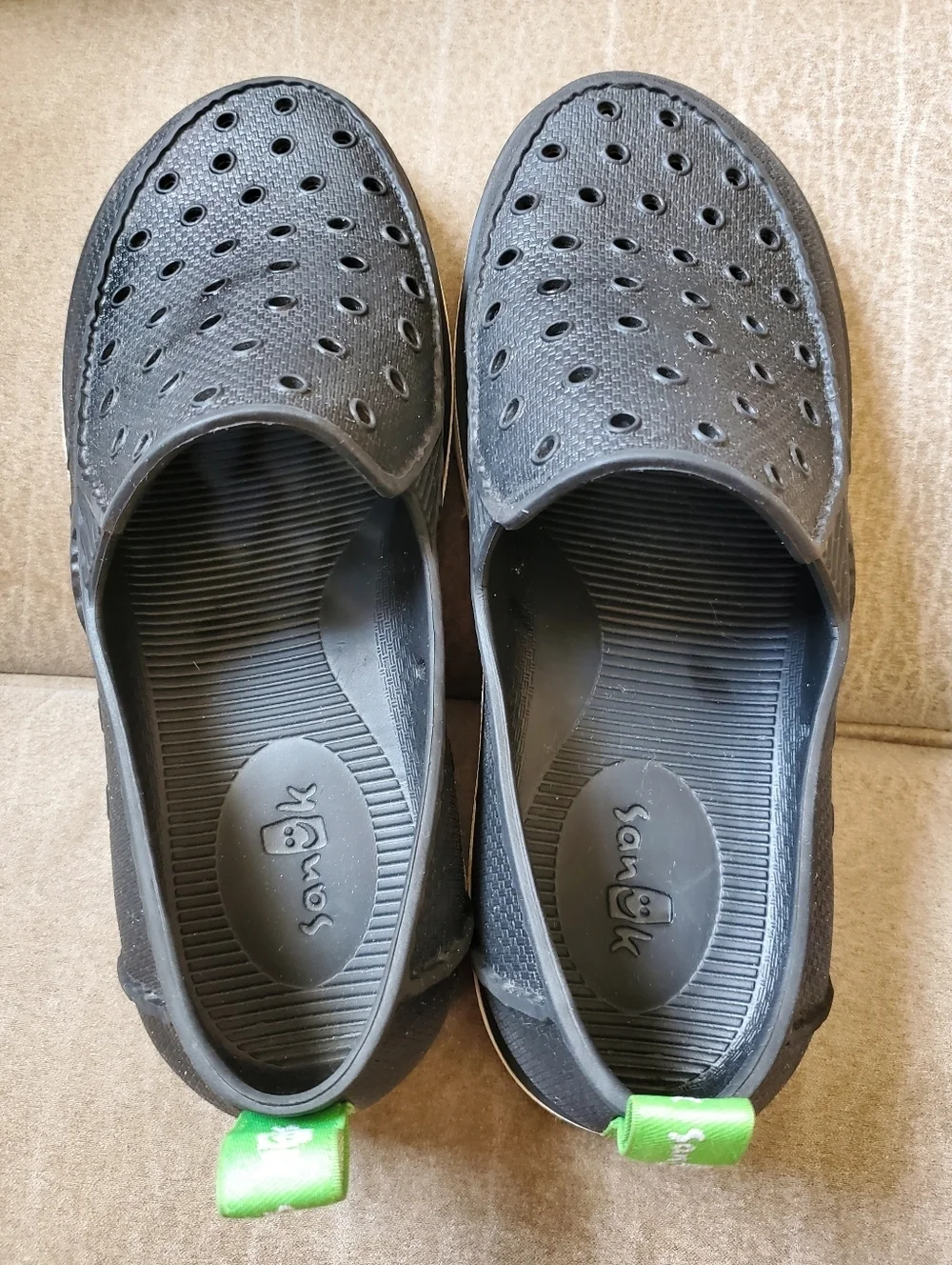 Sanuk Lil Walker Black - Youth Size 6Y Unisex